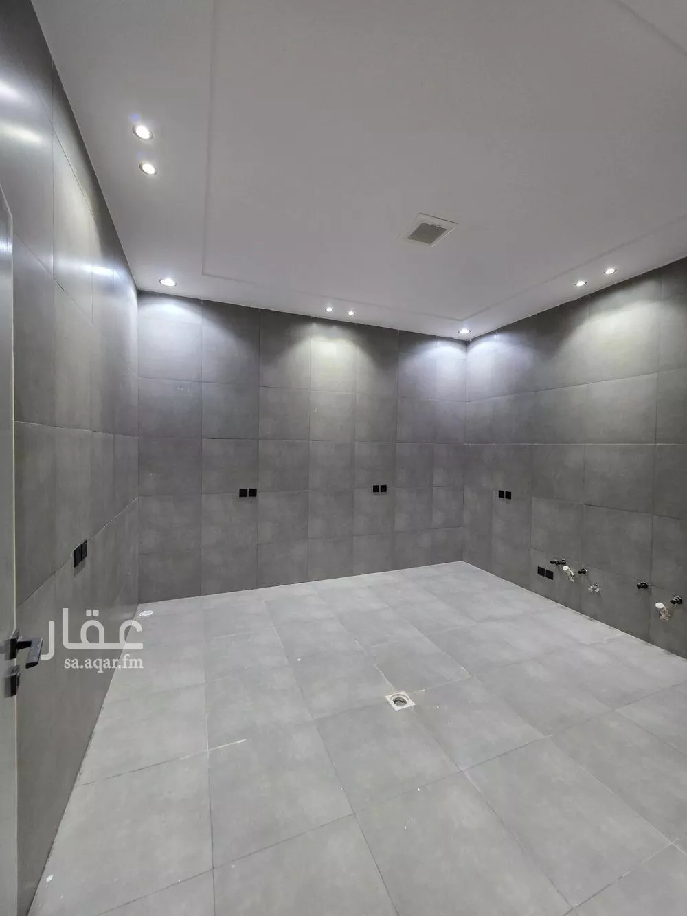 5 bedroom floor in Okaz 7