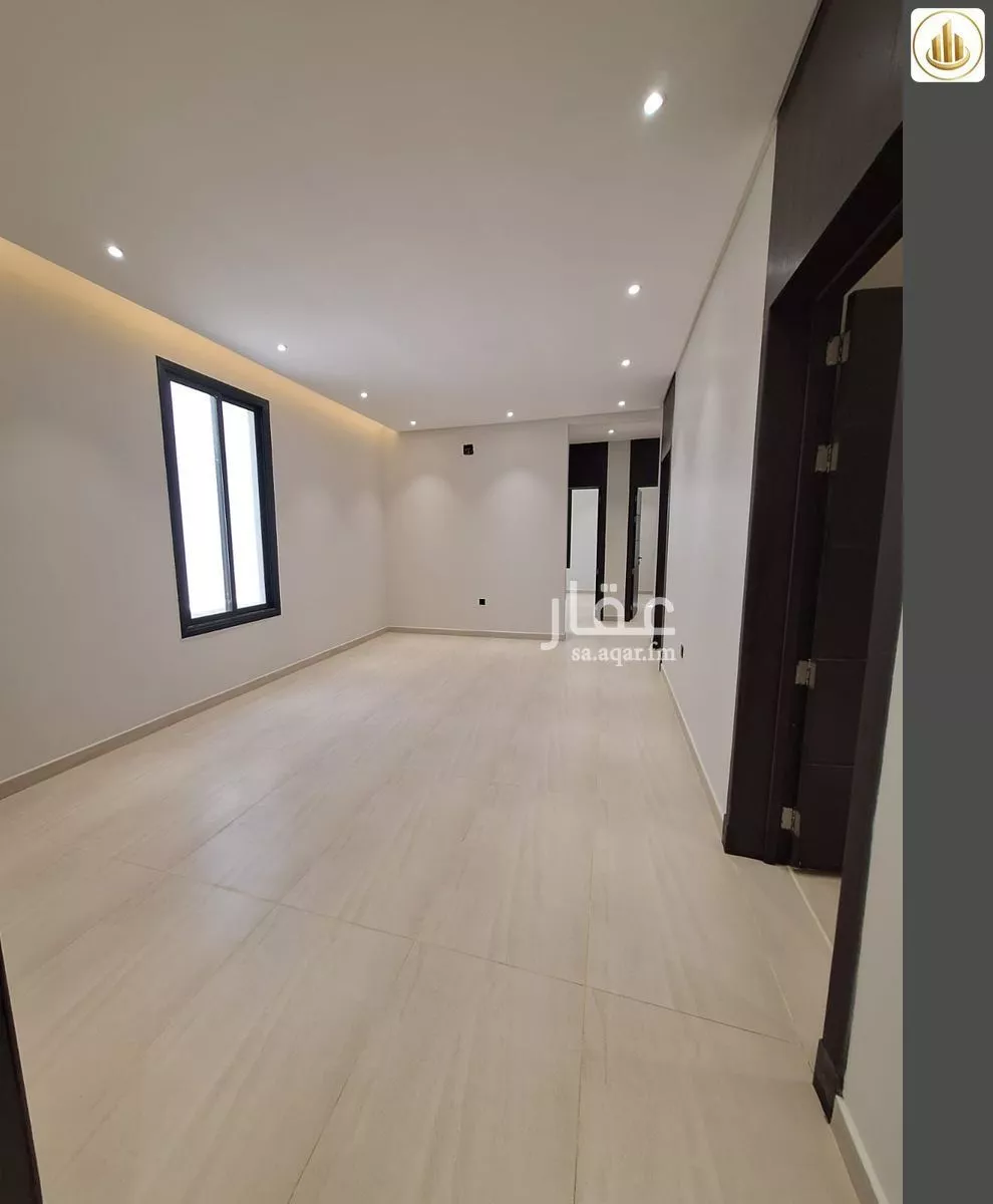 4 bedroom floor in Al Janadriyah 7