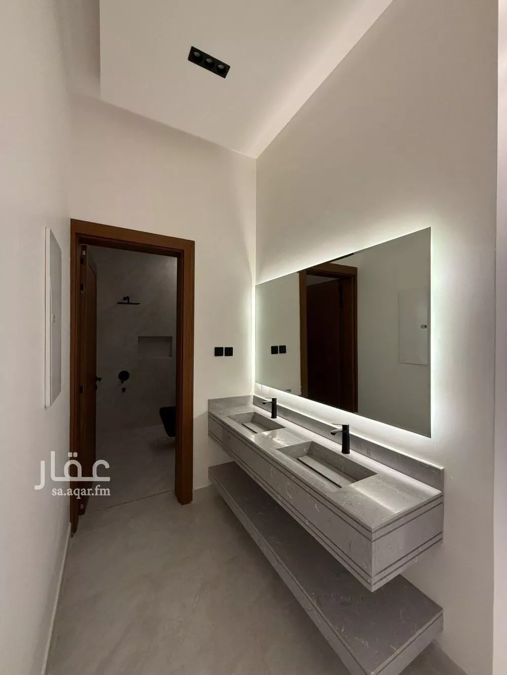 دور 3 غرف في العارض 12