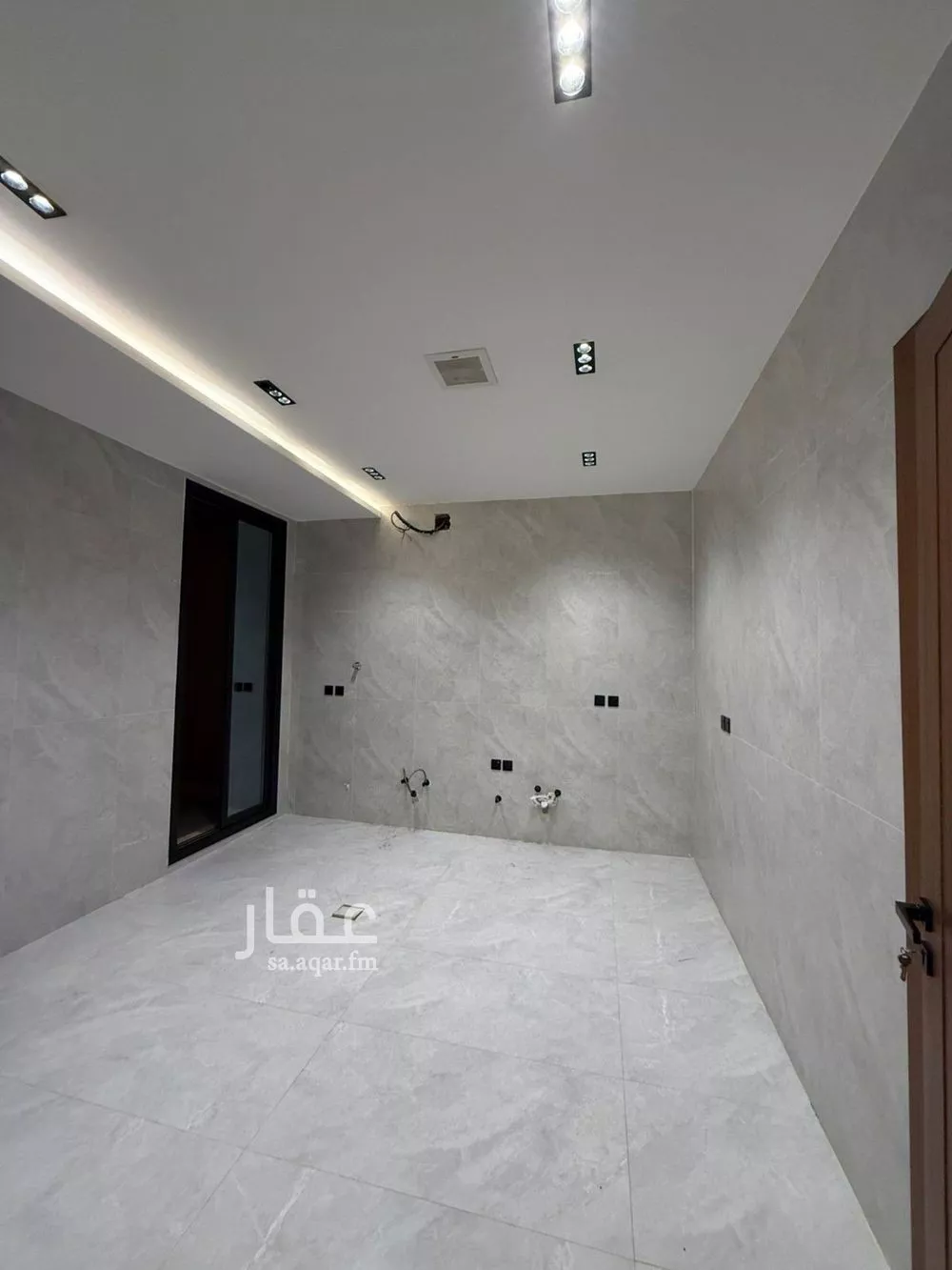 دور 3 غرف في العارض 4