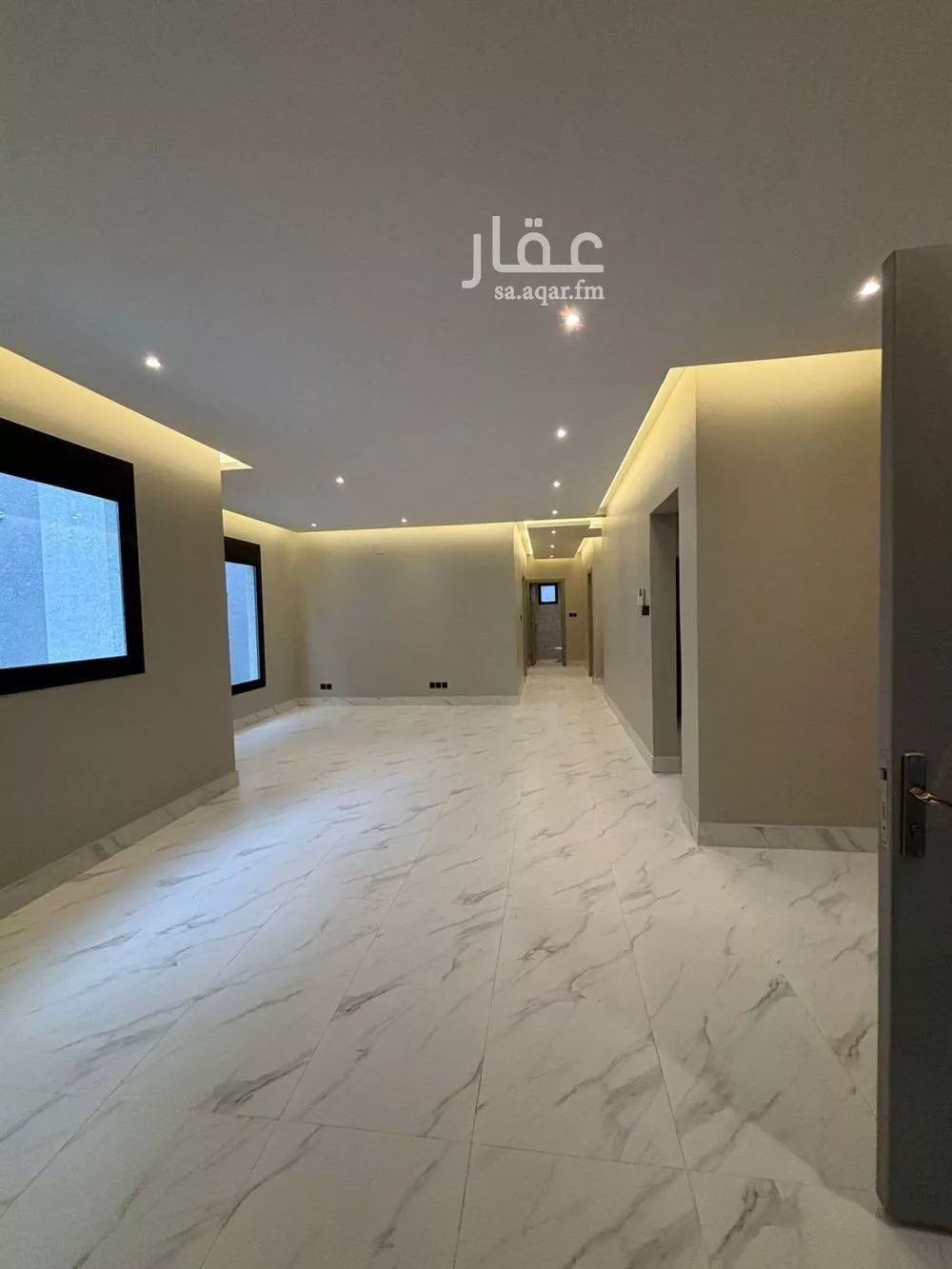 4 bedroom floor in Al Aridh 13