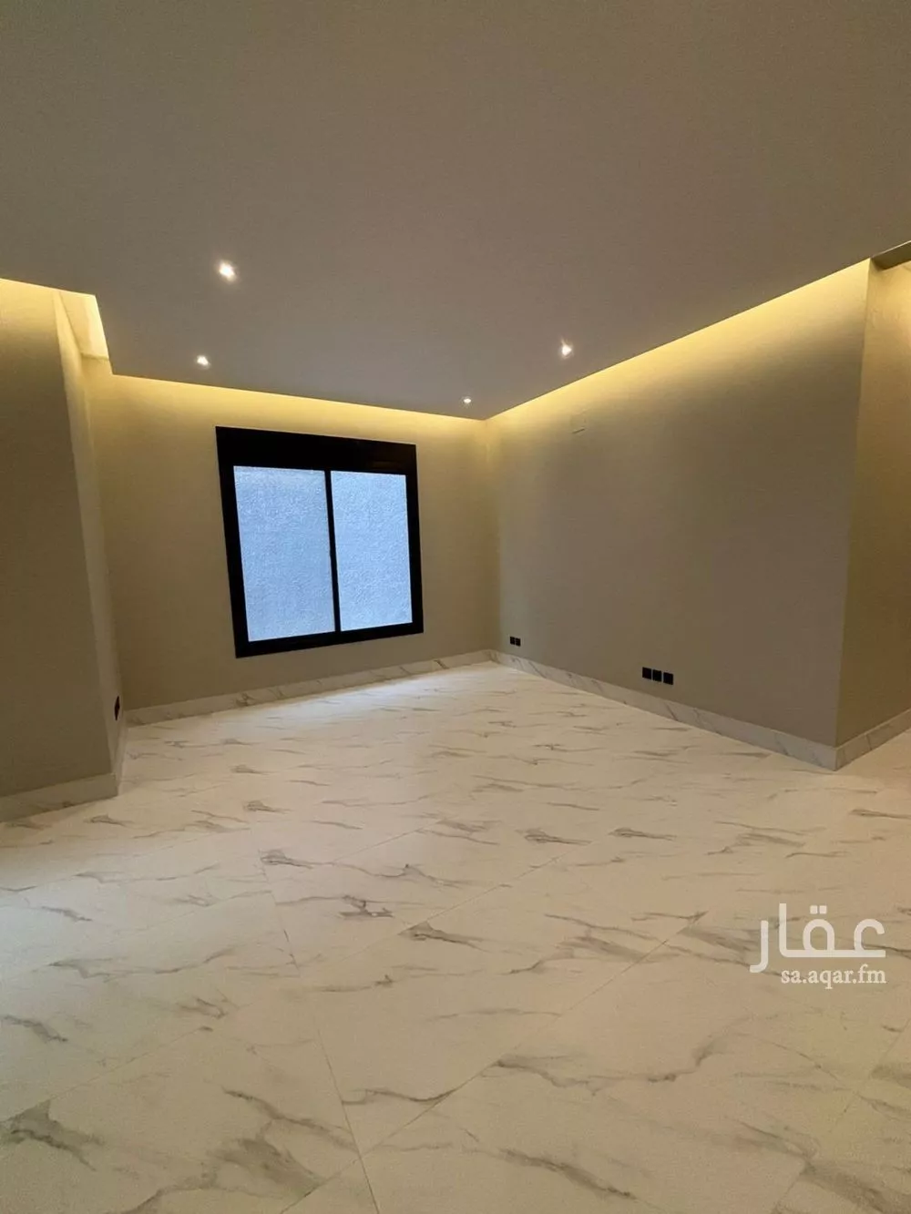 4 bedroom floor in Al Aridh 9