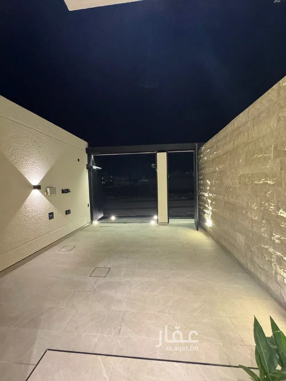 دور 4 غرف في العارض 18
