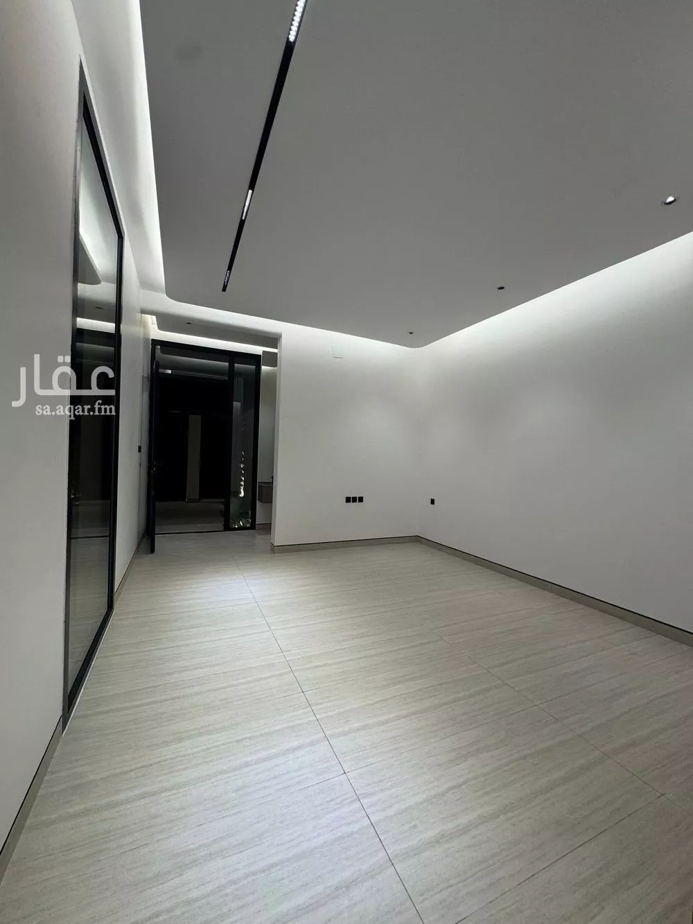 دور 4 غرف في العارض 21