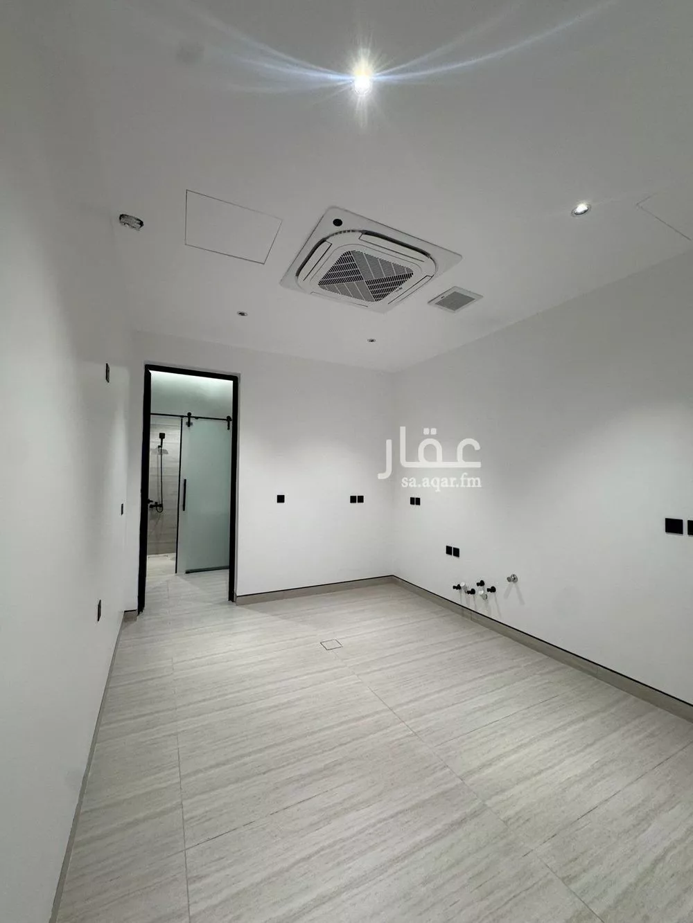 دور 4 غرف في العارض 7