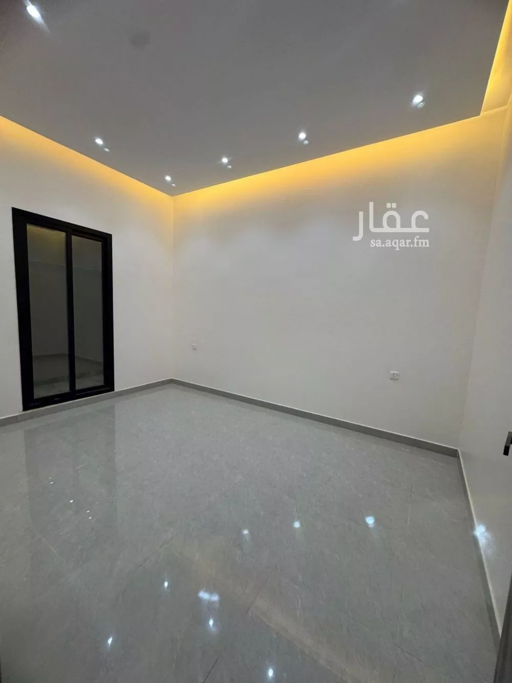 دور 4 غرف في العارض 8