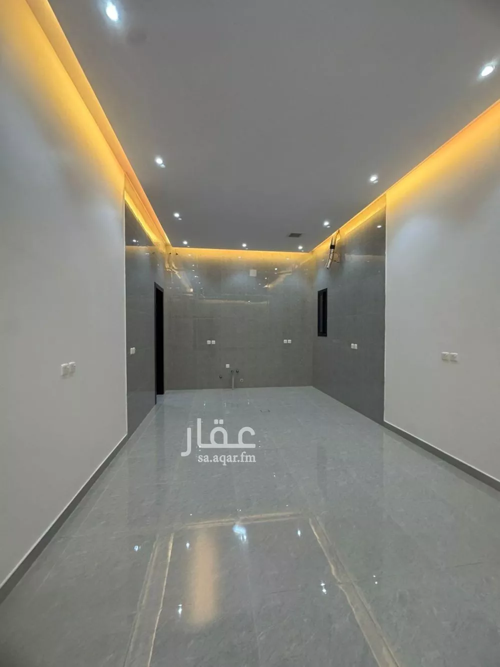 دور 4 غرف في العارض 12