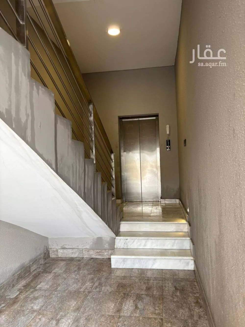 دور 4 غرف في العارض 11