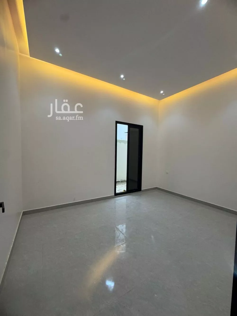 دور 4 غرف في العارض 4