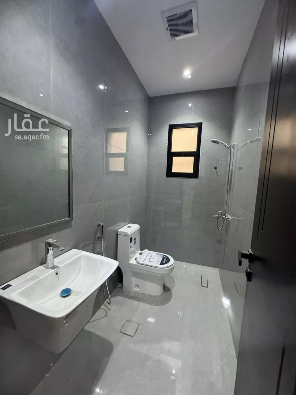 دور 4 غرف في العارض 7