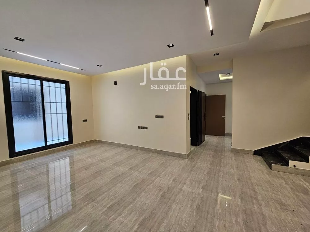 5 bedroom floor in Al Rimal 4