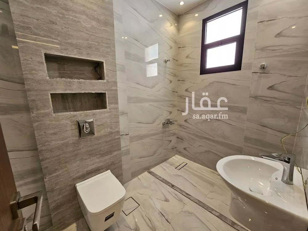 5 bedroom floor in Al Rimal 9