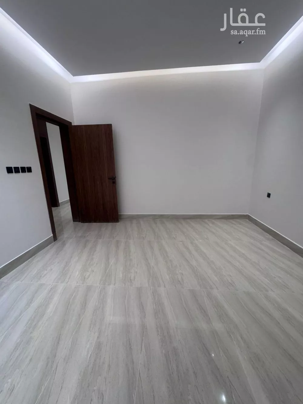 5 bedroom floor in Dirab 4