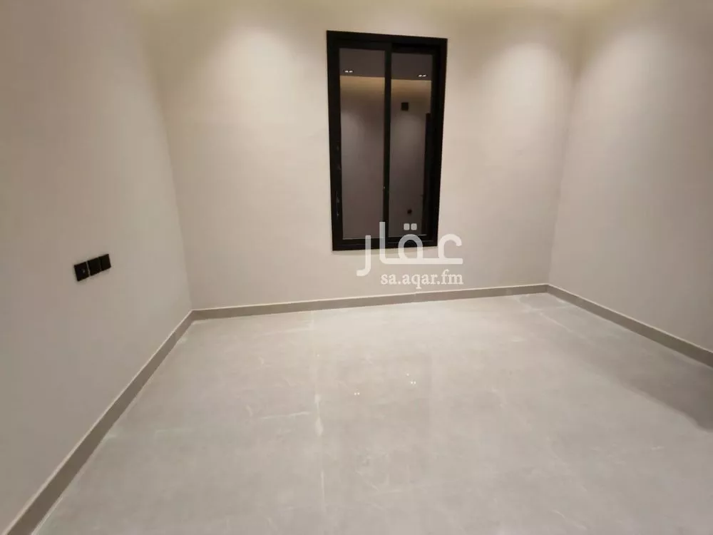 4 bedroom floor in Tuwaiq 13