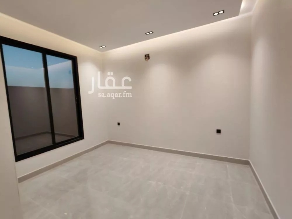 4 bedroom floor in Tuwaiq 18