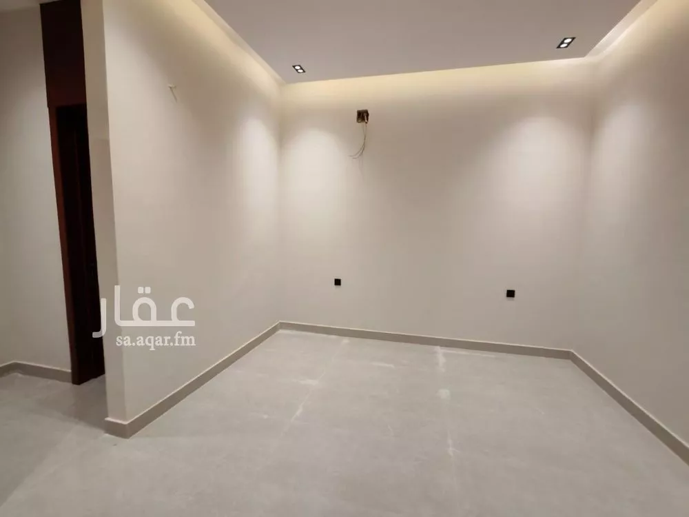 4 bedroom floor in Tuwaiq 5