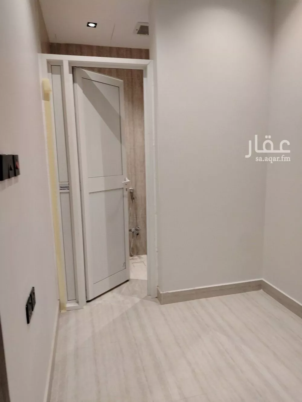 دور 4 غرف في العارض 7