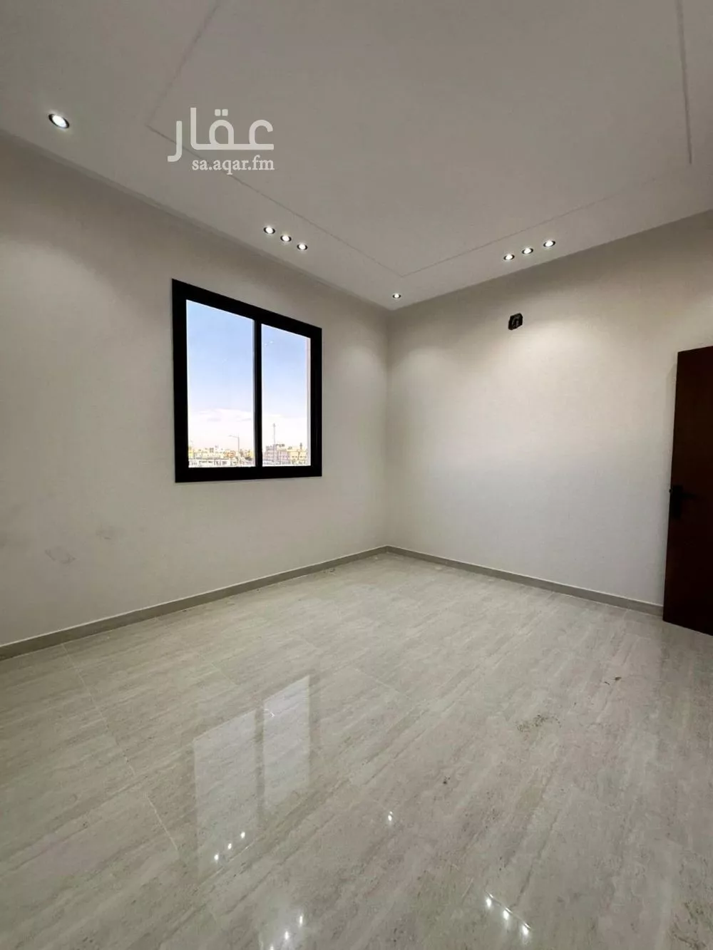 3 bedroom floor in Al Hazm 11