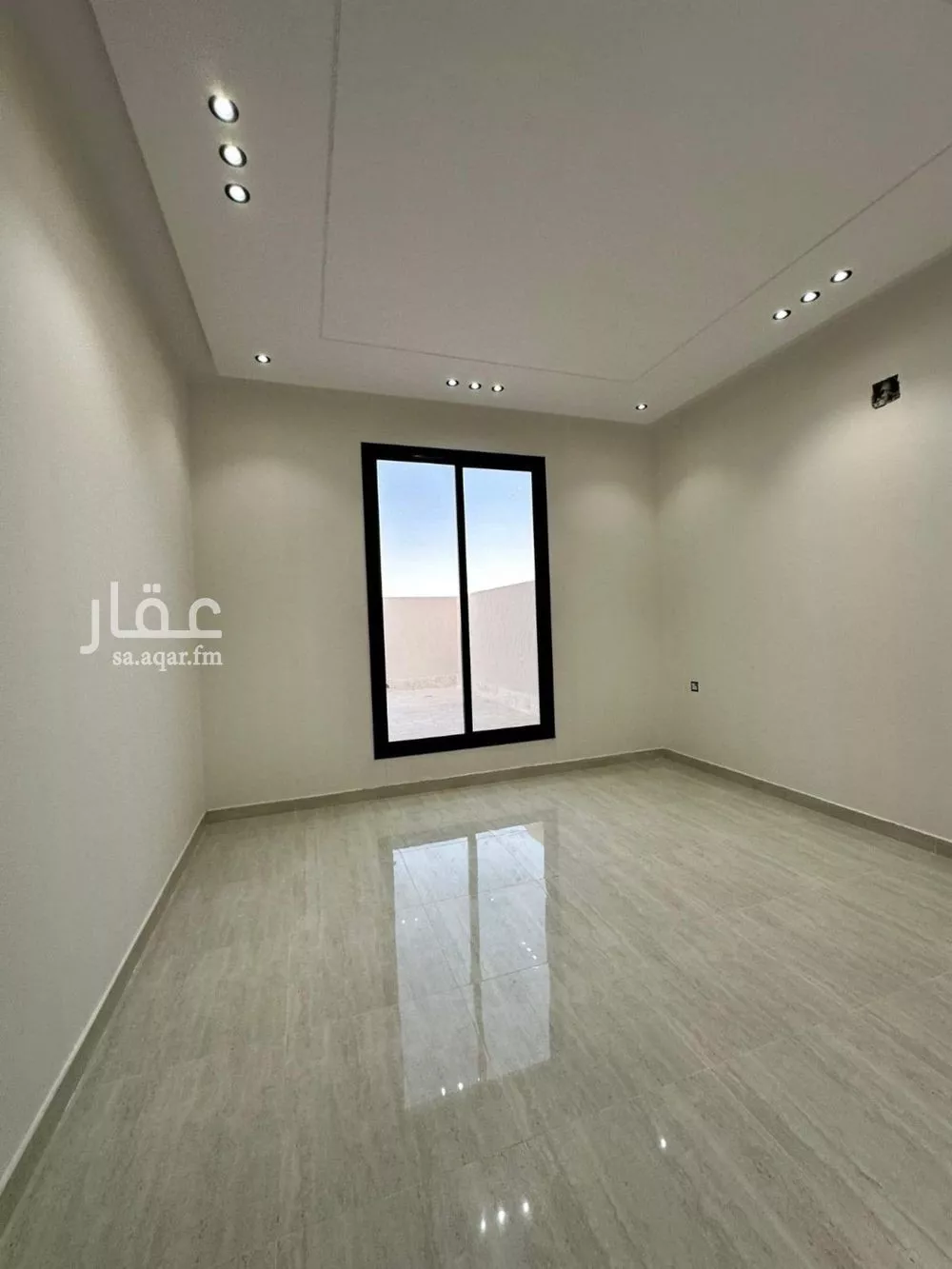 3 bedroom floor in Al Hazm 12