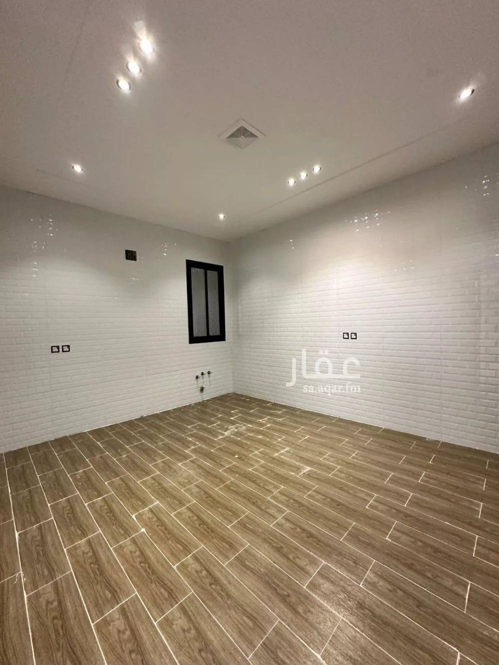 3 bedroom floor in Al Hazm 15