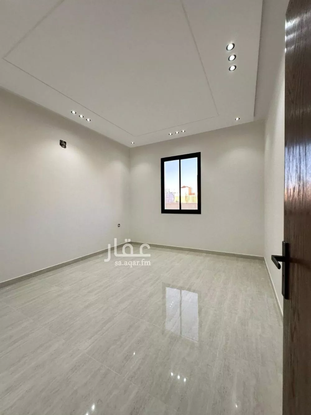 3 bedroom floor in Al Hazm 16