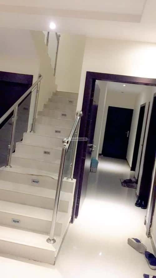 3 bedroom apartment in Dhahrat Laban 5