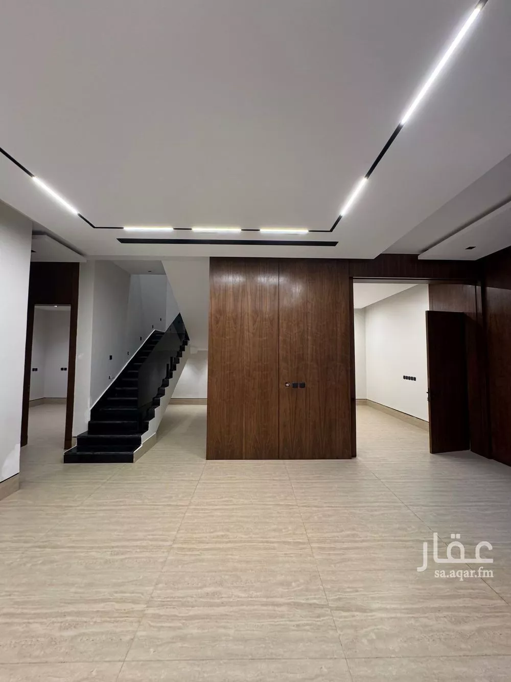 دور 3 غرف في العارض 10