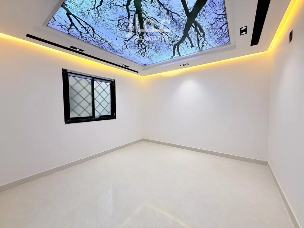 6 bedroom floor in Badr 4