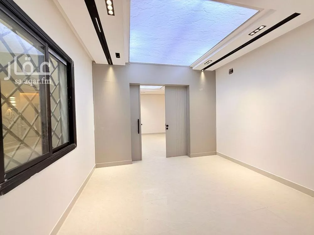 6 bedroom floor in Badr 5