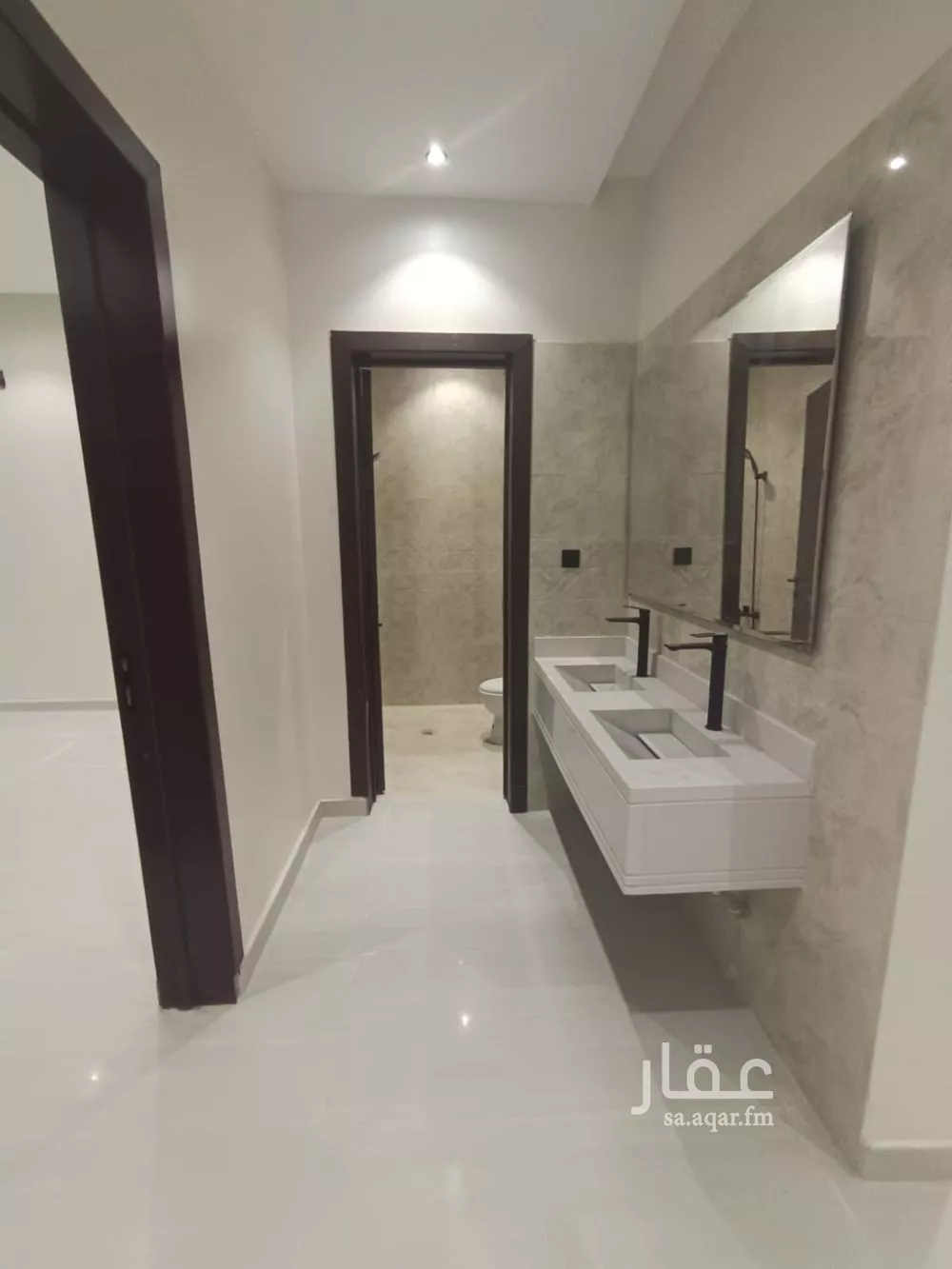 5 bedroom floor in Okaz 5