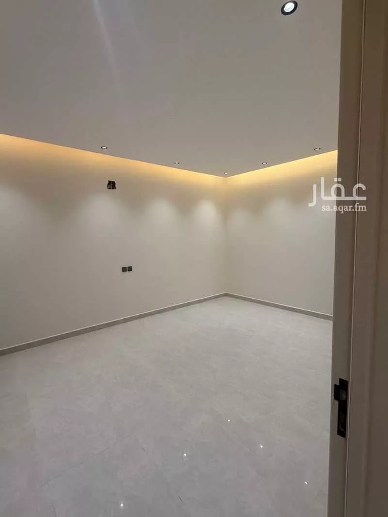 3 bedroom floor in Uhud 4