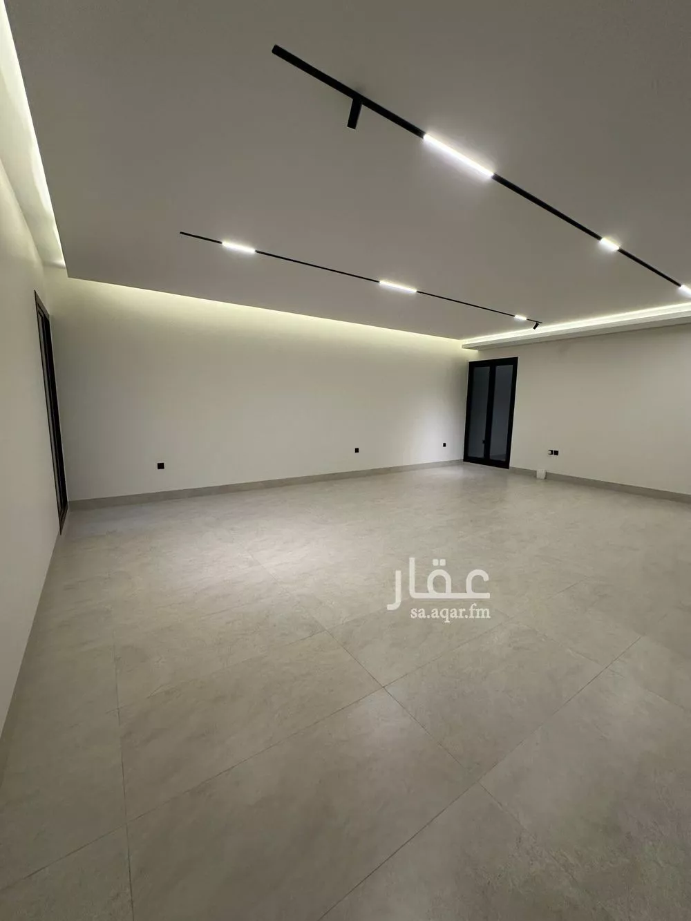 دور 4 غرف في العارض 8