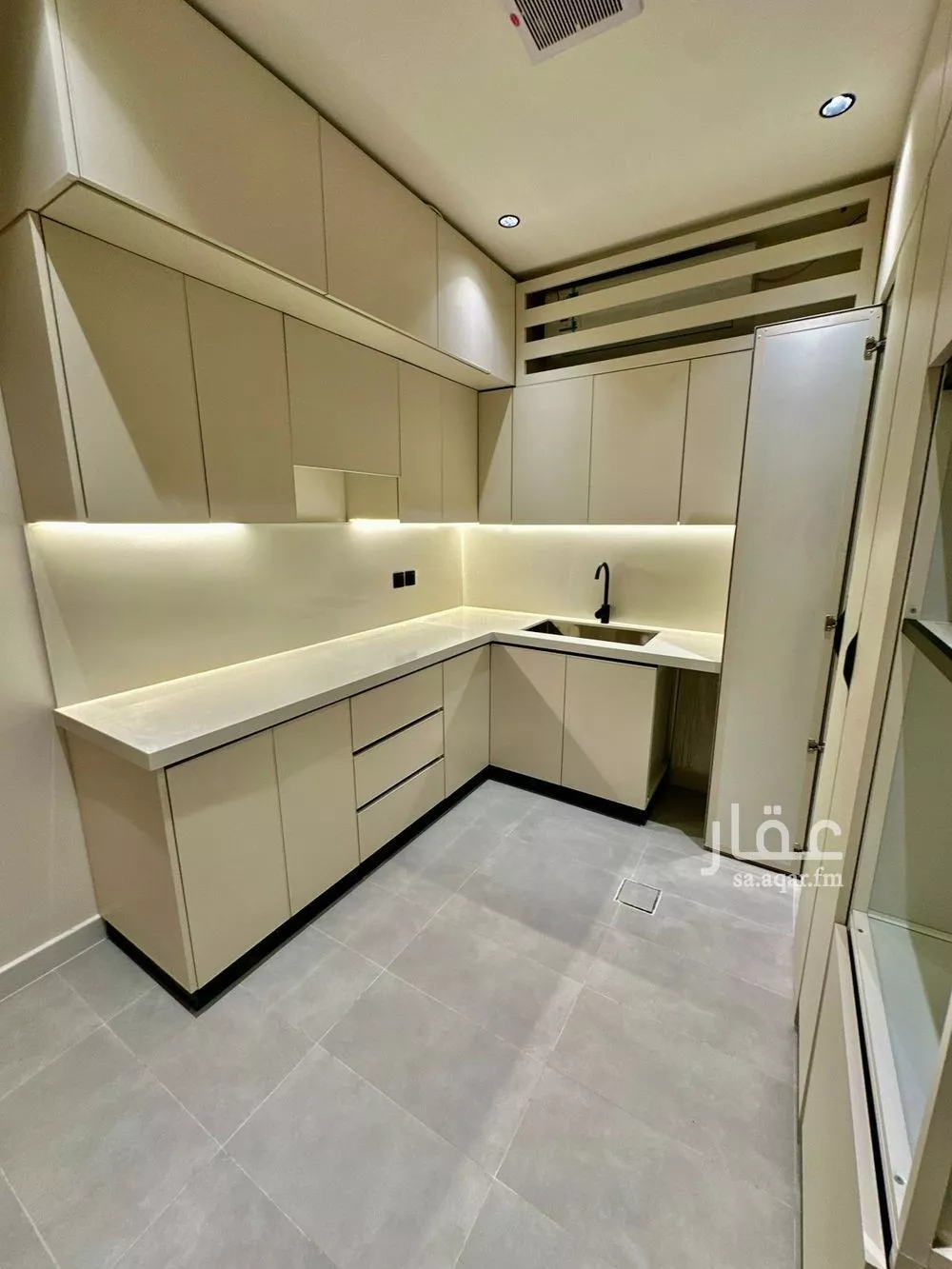 3 bedroom floor in Al Narjis 25