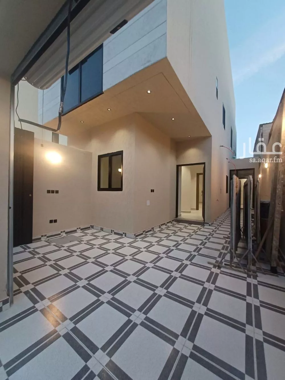 3 bedroom floor in As Suwaidi 13