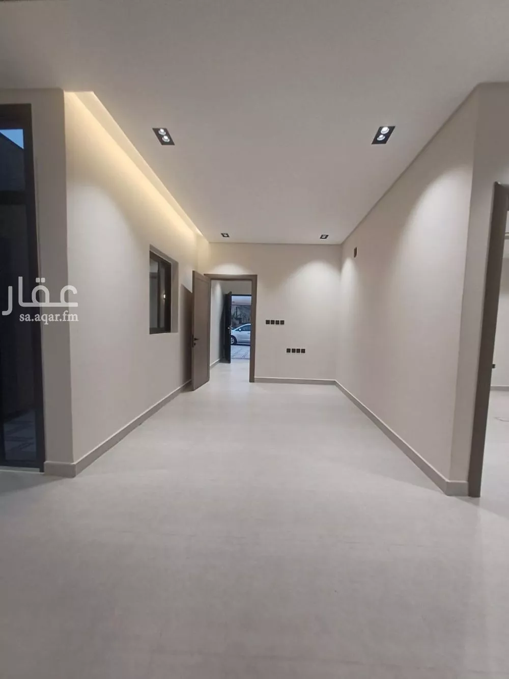 3 bedroom floor in As Suwaidi 8