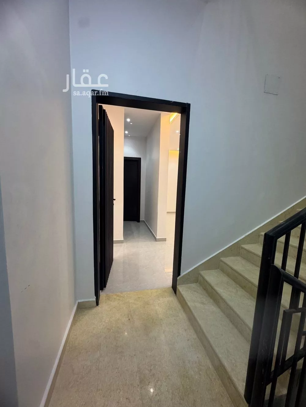 4 bedroom floor in Al Aridh 2