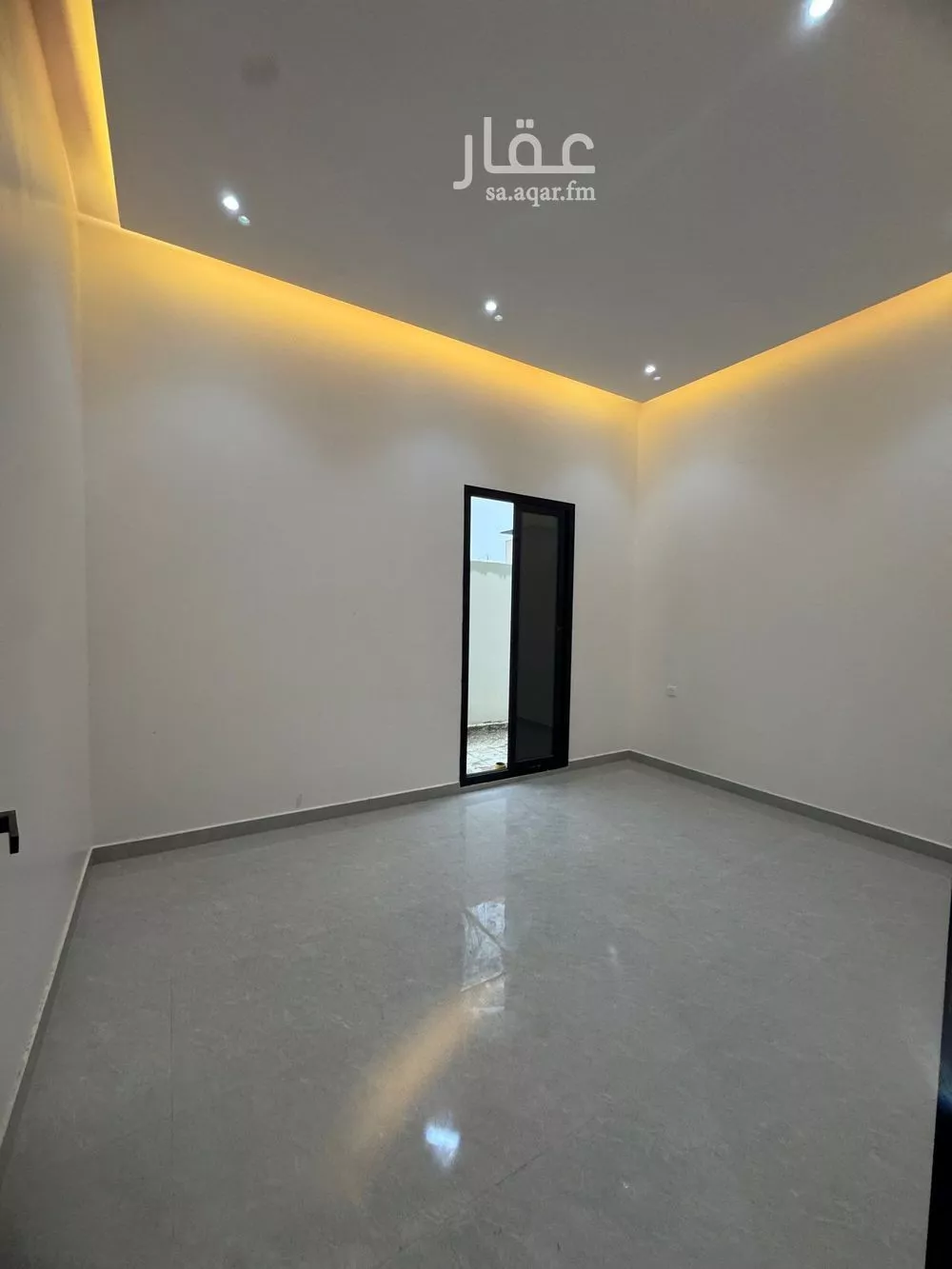 4 bedroom floor in Al Aridh 12