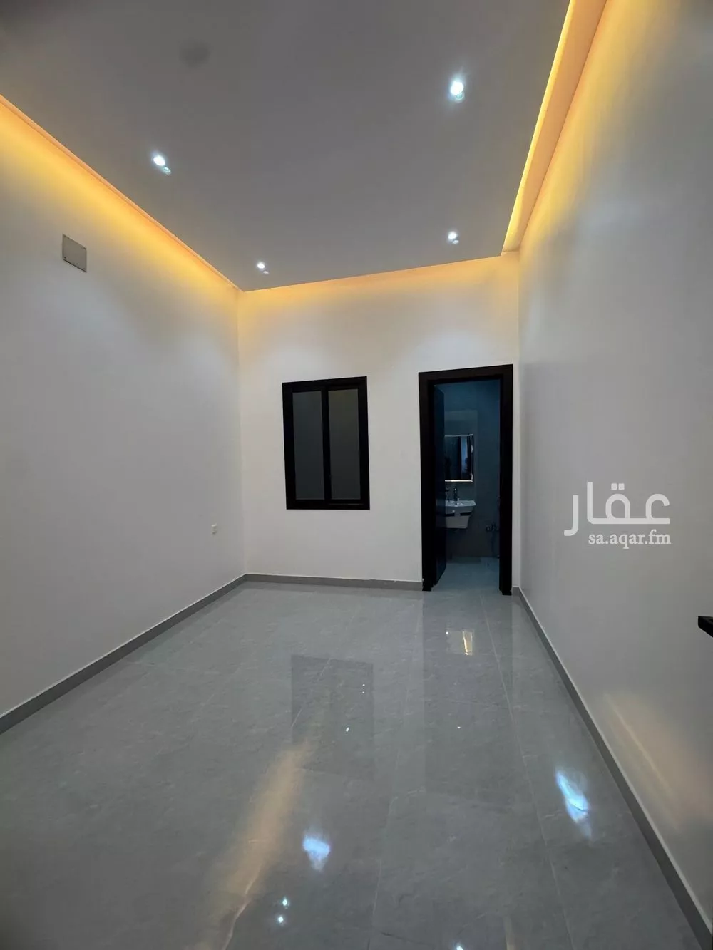 دور 4 غرف في العارض 8