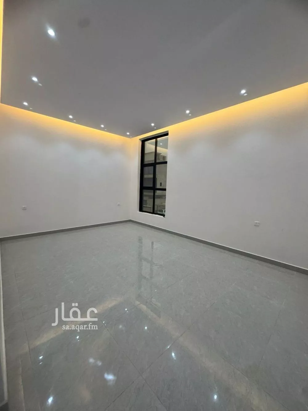 4 bedroom floor in Al Aridh 2