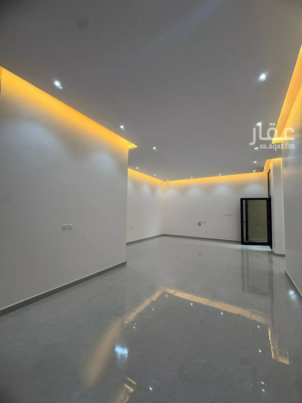 4 bedroom floor in Al Aridh 11