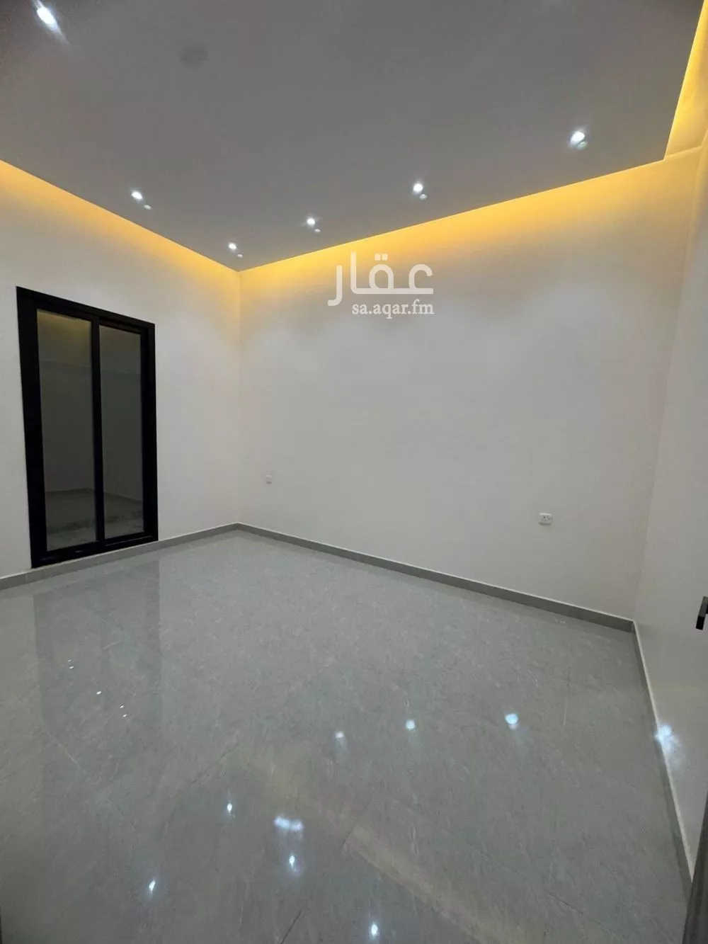 4 bedroom floor in Al Aridh 12
