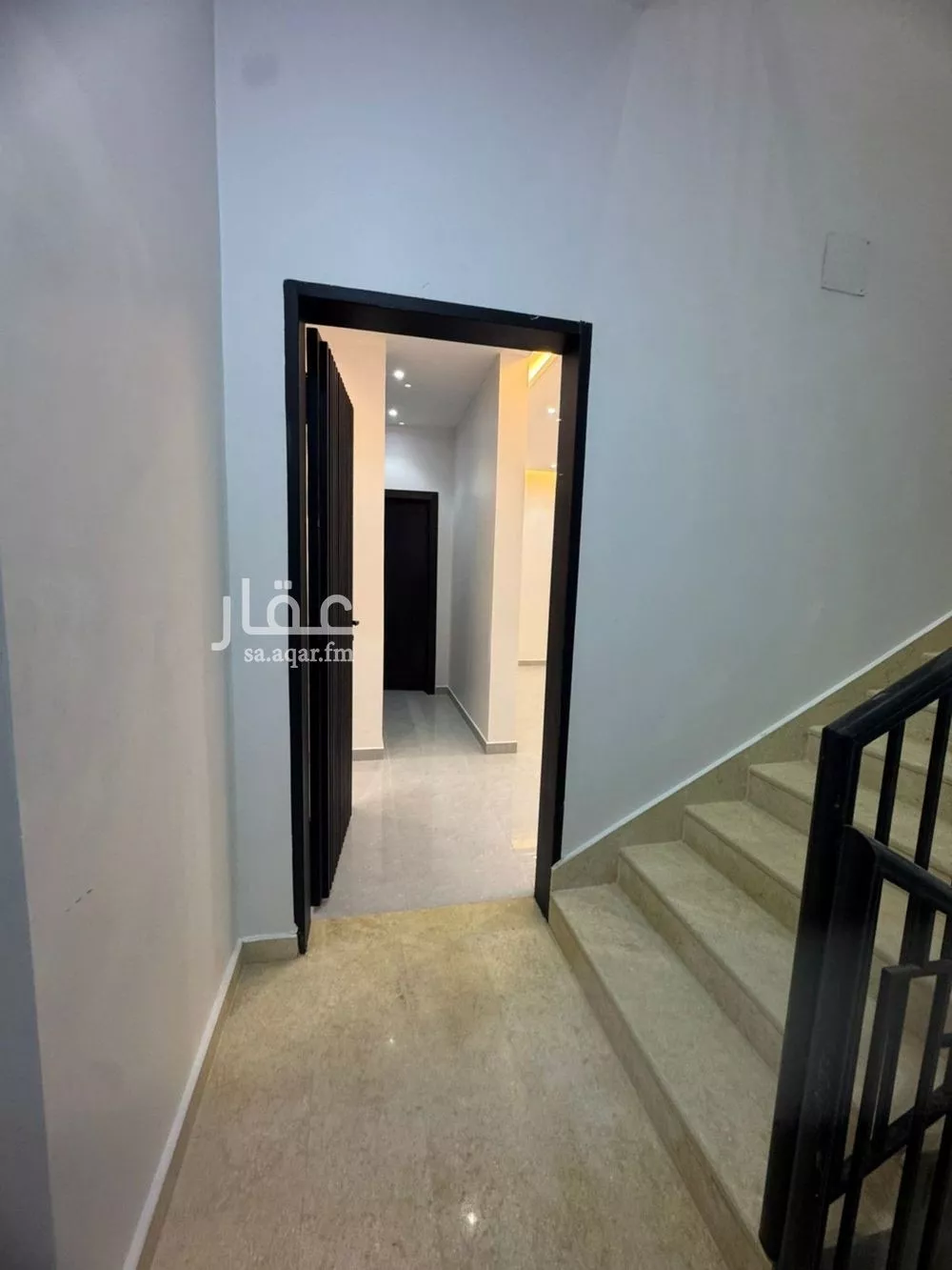 4 bedroom floor in Al Aridh 4