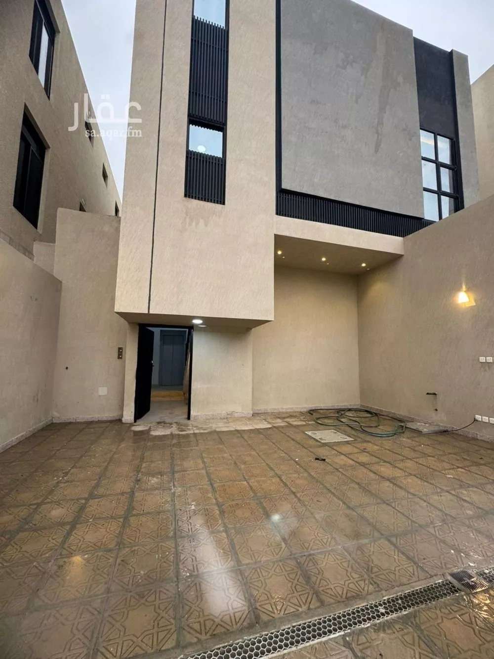 4 bedroom floor in Al Aridh 5