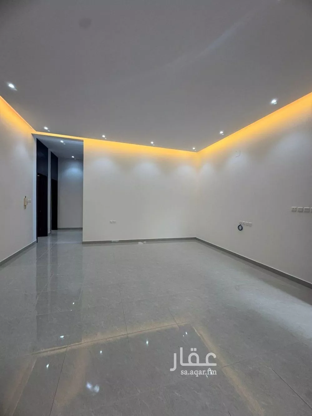4 bedroom floor in Al Aridh 6