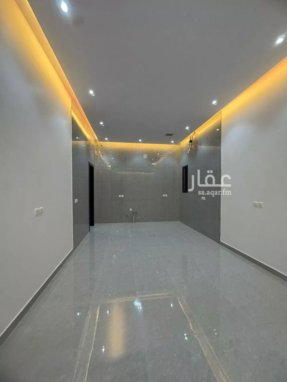 4 bedroom floor in Al Aridh 8