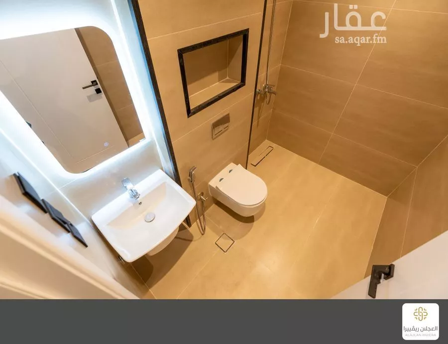3 bedroom floor in Al Wadi 8
