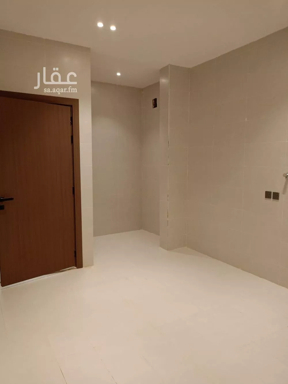 دور 4 غرف في الشرق 16