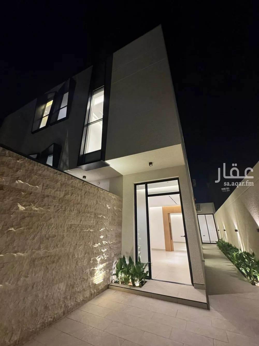 4 bedroom floor in Al Aridh 21