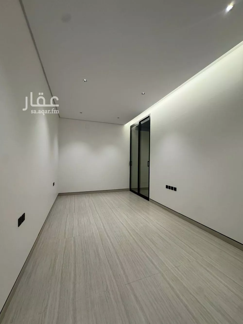 4 bedroom floor in Al Aridh 22