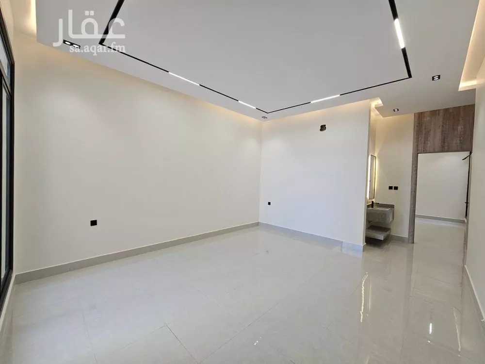 4 bedroom floor in Al Maizilah 10